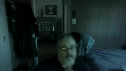 lonely huggy bear online show from June 19, 11:14 am