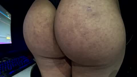 Snapshot of hugo_brazil chatting on October 10, 4:22 am hugo_brazil online show from October 10, 4:22 am