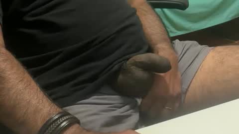 Snapshot of hugo_bulls chatting on April 21, 11:27 am HunkyLover online show from April 21, 11:27 am