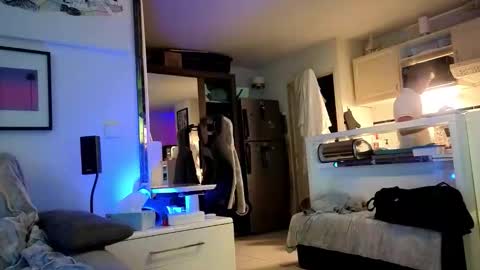 Hugo online show from October 12, 8:41 pm