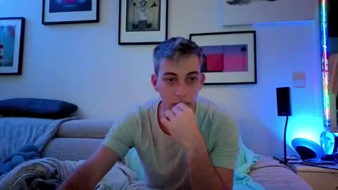 Hugo online show from January 18, 8:56 pm