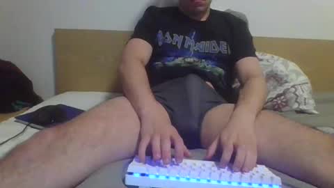 hugoxx22 online show from February 11, 8:10 pm