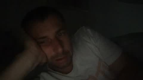 Snapshot of huhu7710 chatting on April 13, 5:57 am huhu7710 online show from April 13, 5:57 am