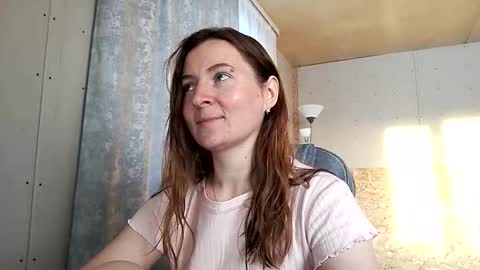 HumpyGrey online show from November 21, 9:52 am