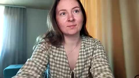 HumpyGrey online show from June 3, 5:54 am