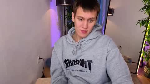 Hunter steele online show from October 9, 2:48 pm