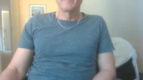 hundeleine online show from April 21, 7:14 am