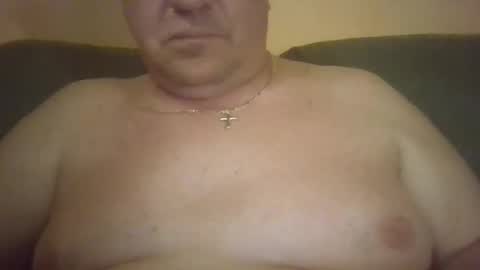 vastagfasz magyar apuci online show from September 22, 10:01 pm