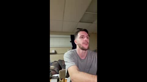 Snapshot of hungasl chatting on December 16, 5:23 am hungasl online show from December 16, 5:23 am