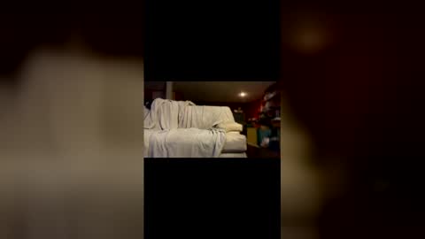 hungbwc99999 online show from January 11, 7:35 am