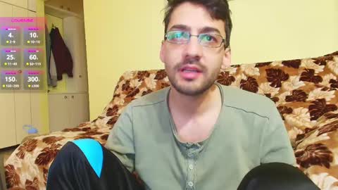 Snapshot of hungeddy chatting on March 9, 9:57 pm Eddy online show from March 9, 9:57 pm