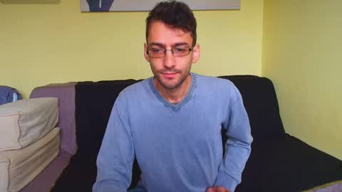 Snapshot of hungeddy chatting on October 8, 10:13 am Eddy online show from October 8, 10:13 am