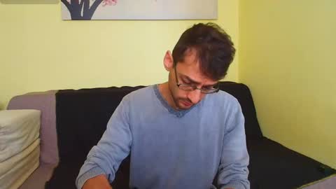 Snapshot of hungeddy chatting on October 9, 12:25 pm Eddy online show from October 9, 12:25 pm