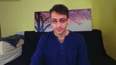 Snapshot of hungeddy chatting on October 20, 6:41 pm Eddy online show from October 20, 6:41 pm