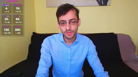 Snapshot of hungeddy chatting on November 12, 9:21 am Eddy online show from November 12, 9:21 am