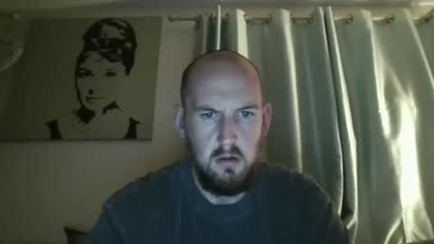 Hunghorny2630 online show from October 1, 9:32 pm