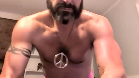 hungitalian40 online show from June 22, 6:16 pm