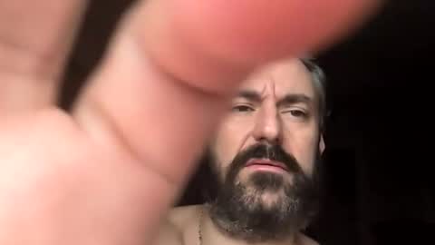 hungitalian40 online show from July 15, 11:43 pm