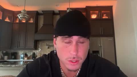 Snapshot of hungkingg22 chatting on October 22, 6:07 pm hungkingg22 online show from October 22, 6:07 pm