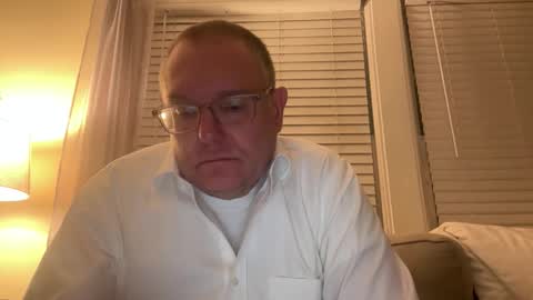 AARON online show from March 6, 12:01 pm