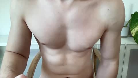 hungwank95 online show from March 8, 9:50 am