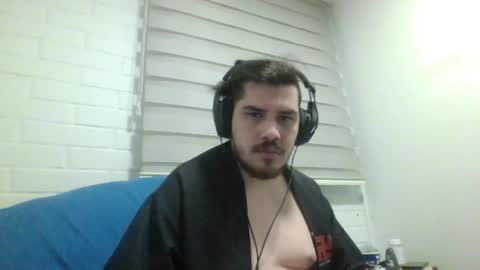 Snapshot of hungweeb chatting on May 27, 6:32 am Rod online show from May 27, 6:32 am