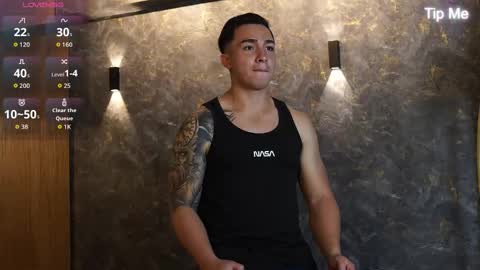 hunk_ryan online show from November 26, 1:12 pm