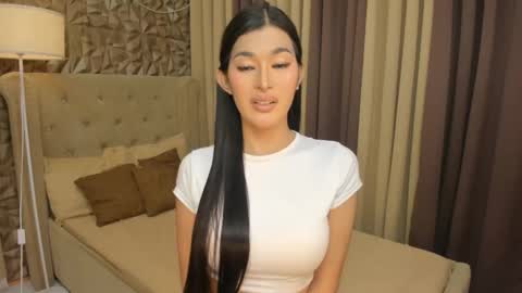 Snapshot of hunkhomerontop chatting on October 15, 7:19 am hunkhomerontop online show from October 15, 7:19 am