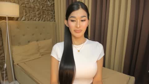 Snapshot of hunkhomerontop chatting on November 20, 9:09 am hunkhomerontop online show from November 20, 9:09 am