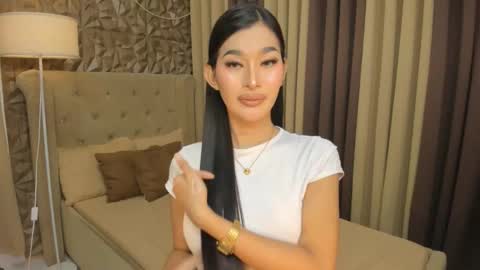 Snapshot of hunkhomerontop chatting on December 3, 9:29 am hunkhomerontop online show from December 3, 9:29 am