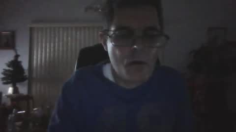 Snapshot of hunkmasclefad458 chatting on December 16, 5:01 am hunkmasclefad458 online show from December 16, 5:01 am