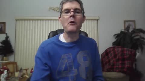 Snapshot of hunkmasclefad458 chatting on December 18, 7:03 am hunkmasclefad458 online show from December 18, 7:03 am