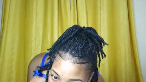 hunsweetpie online show from November 26, 2:12 am