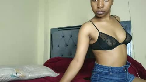 hunsweetpie online show from March 15, 7:03 am