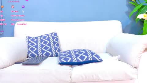 Hunter  online show from October 14, 7:47 pm