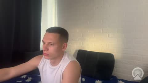 Snapshot of hunter_f1t chatting on June 8, 2:12 am Hunter online show from June 8, 2:12 am