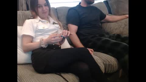 Snapshot of hunterandesme chatting on January 20, 11:24 am HunterandEsme online show from January 20, 11:24 am