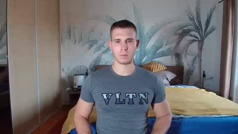 Snapshot of hunterbridges chatting on October 30, 12:50 pm Hunter Bridges online show from October 30, 12:50 pm