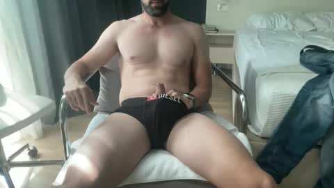 Snapshot of huracan01 chatting on September 20, 10:05 am huracan01 online show from September 20, 10:05 am