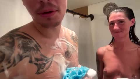 husbandandwife2011 online show from February 26, 6:54 pm