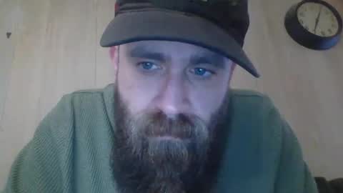 huskygengar22 online show from April 13, 9:42 pm