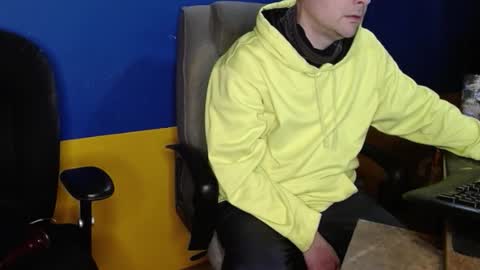 Huskyguy online show from February 13, 4:08 am