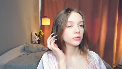 Lily online show from June 13, 7:17 am