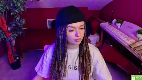 Julia online show from November 2, 9:17 pm