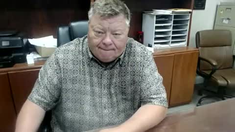 Snapshot of hypnotizing4u chatting on June 15, 8:22 pm hypnotizing4u online show from June 15, 8:22 pm