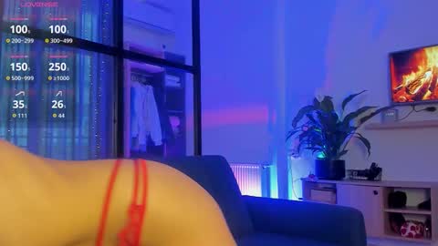 i___love__you online show from January 9, 7:33 am