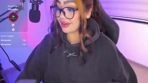 Snapshot of i_am_ari chatting on February 12, 2:06 am Ari online show from February 12, 2:06 am