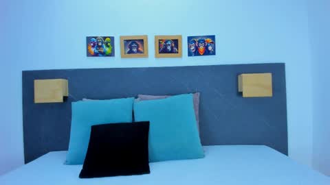 The Dolls online show from April 10, 7:40 pm