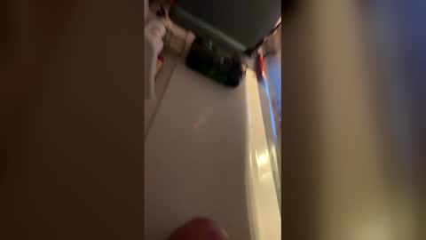 Snapshot of i_am_him_42 chatting on January 13, 1:38 pm i_am_him_42 online show from January 13, 1:38 pm