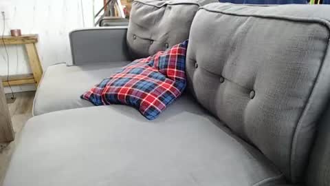 Snapshot of i_fetishize_u chatting on February 11, 5:18 pm ShortStuff online show from February 11, 5:18 pm